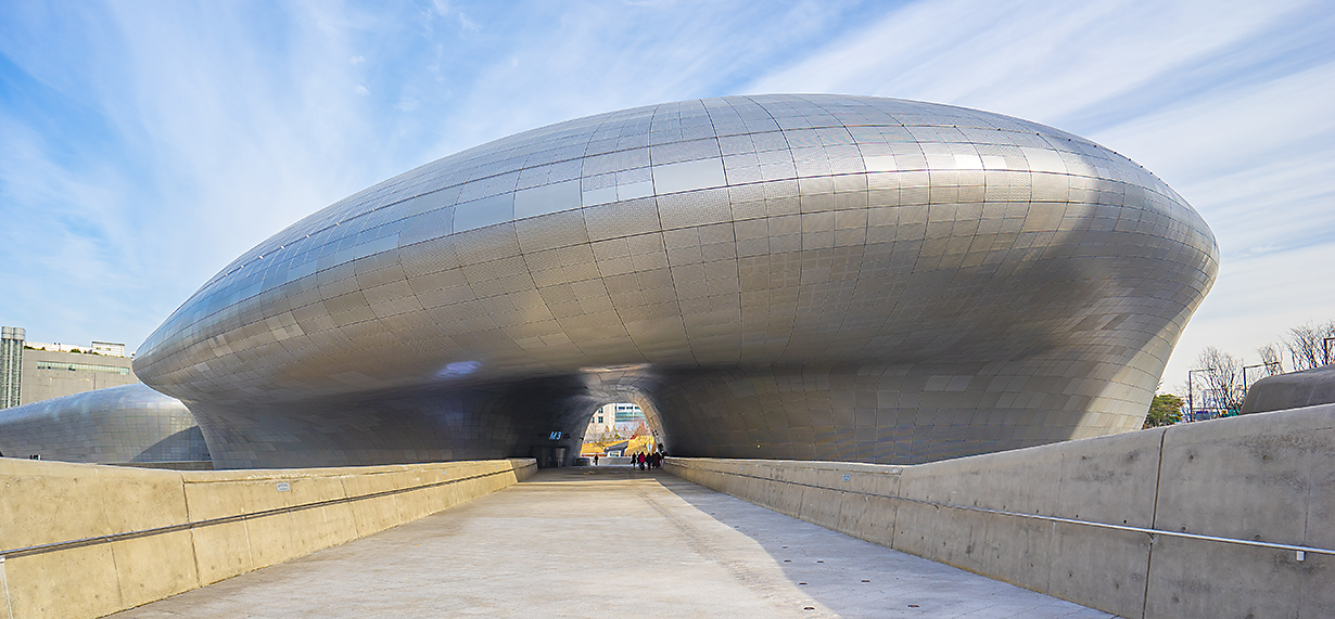 Dongdaemun Design Plaza Seoul South Korea